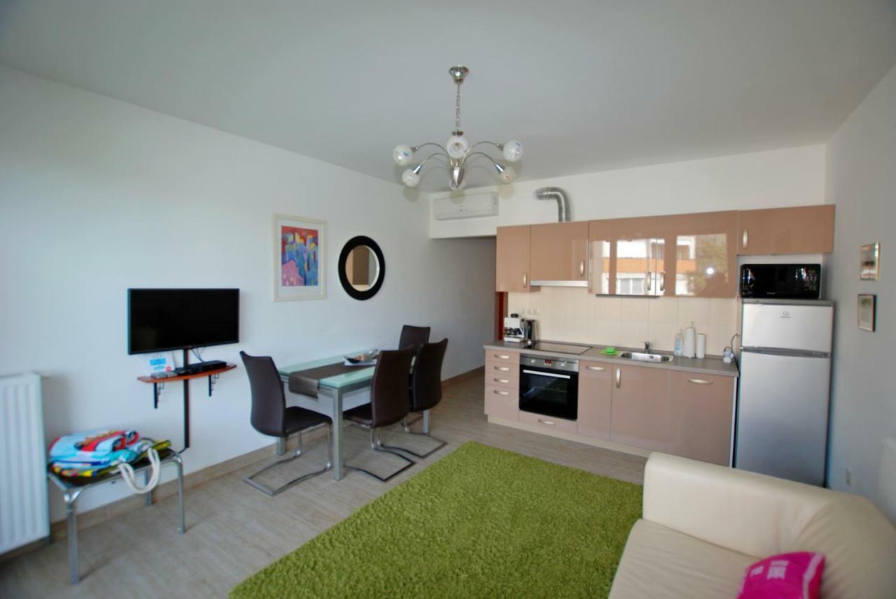 Silver DeLux Apartman Balatonfüred Exteriör bild